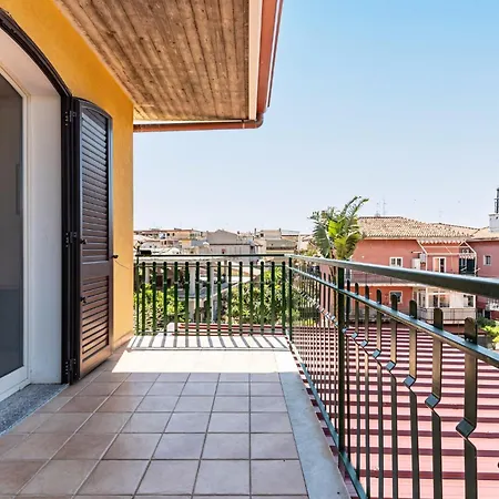 Guesthost - Eden Oasis Apartment